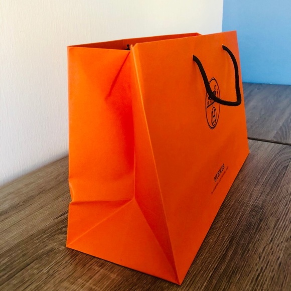 Sold!! Hermes 2020 Authentic Shopping Paper Bag Large - Picture 3 of 6
